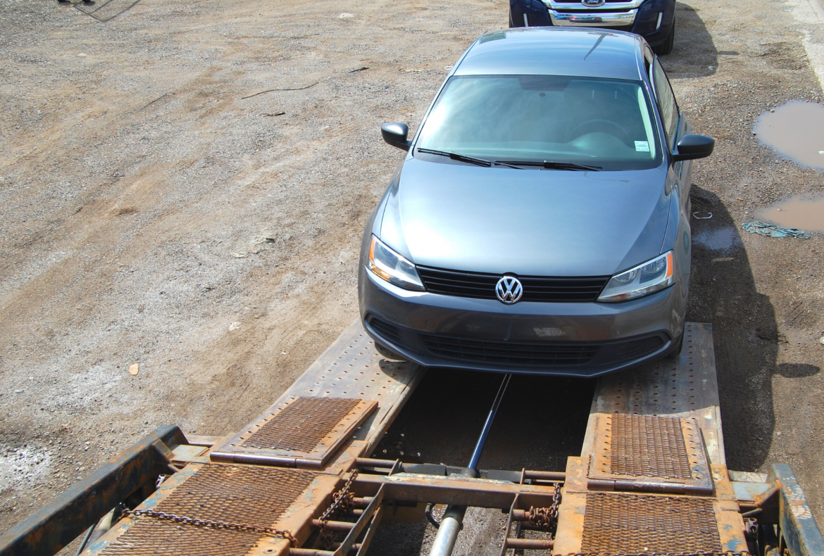 WHAT ARE THE BENEFITS OF CAR SHIPPING?